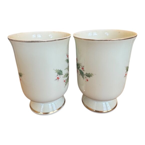 Kenasho Vintage Holiday Holly Berry Footed Coffee Mugs  Set Of 2 - Picture 8 of 12